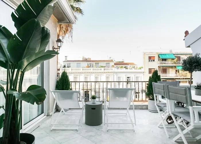 Acropolis Veranda Residence